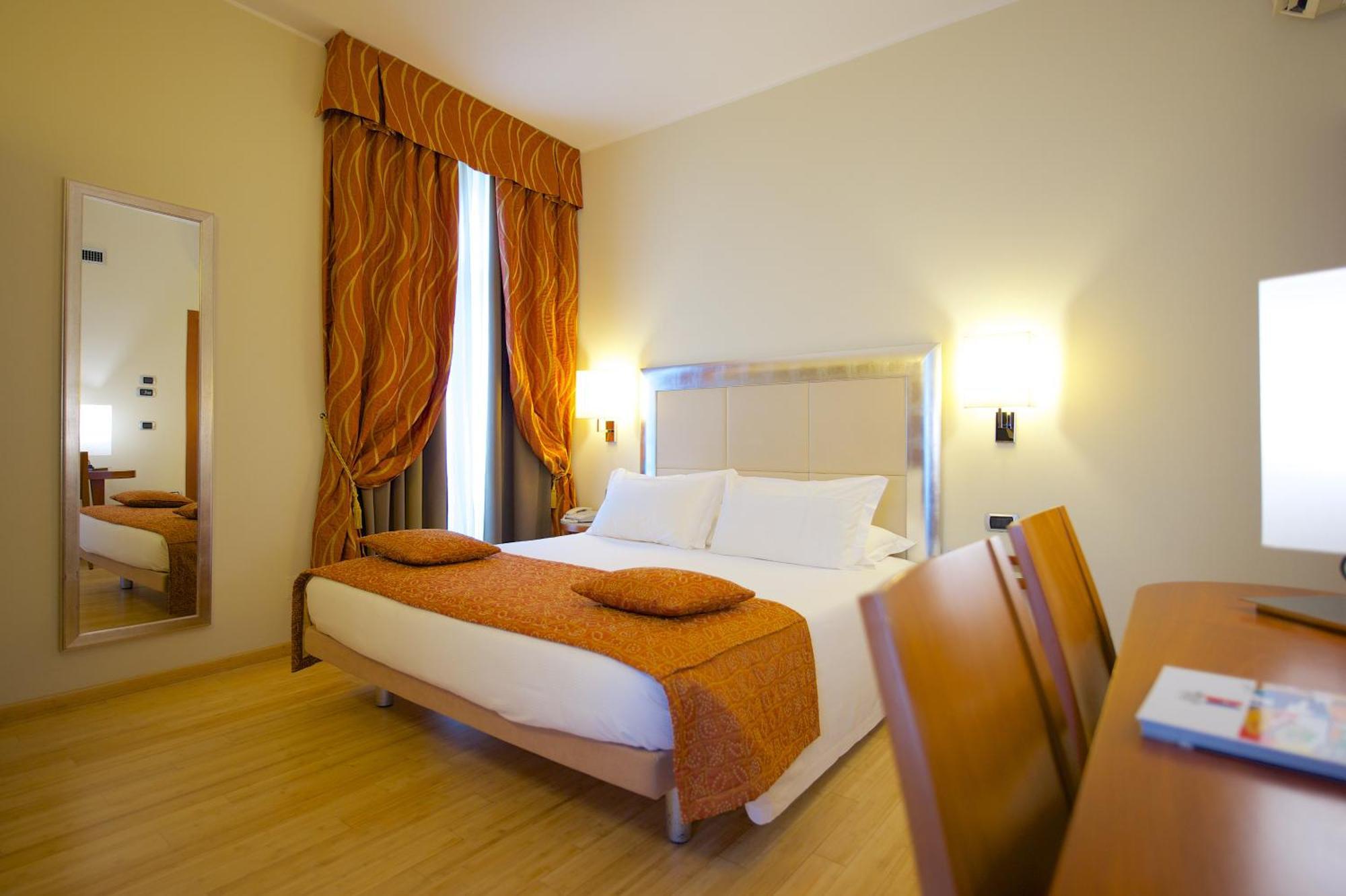 Best Western Crystal Palace Hotel Turin Bagian luar foto